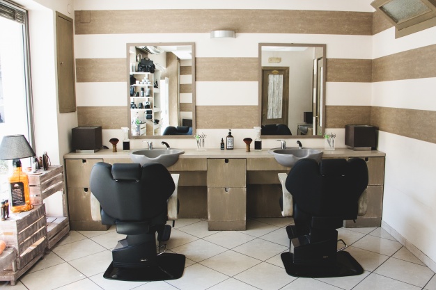 Things To Look For When Purchasing Salon Chairs